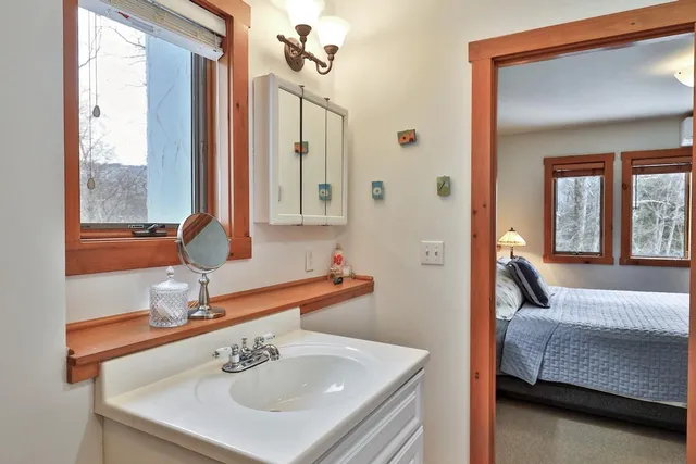 $535,000 | 368 Crimson Hawk Road, Plymouth, VT 05056