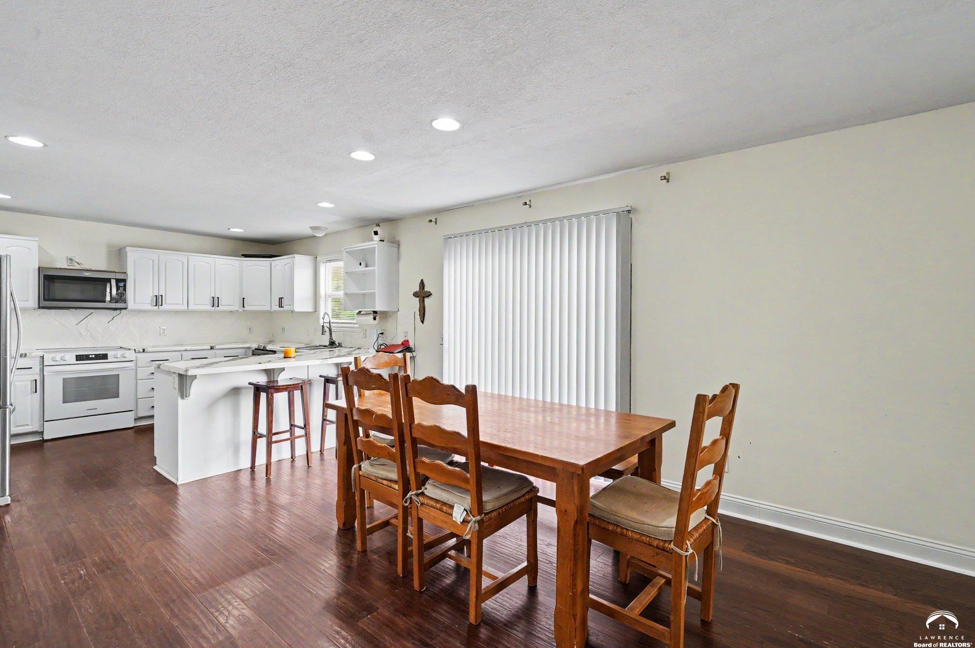 2199 Shawnee Road Ottawa, KS 66067 - Photo 10 of 41