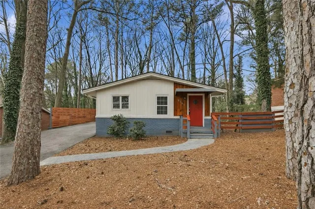 $1,700 | 2281 Polar Rock Avenue Southwest, Atlanta, GA 30315