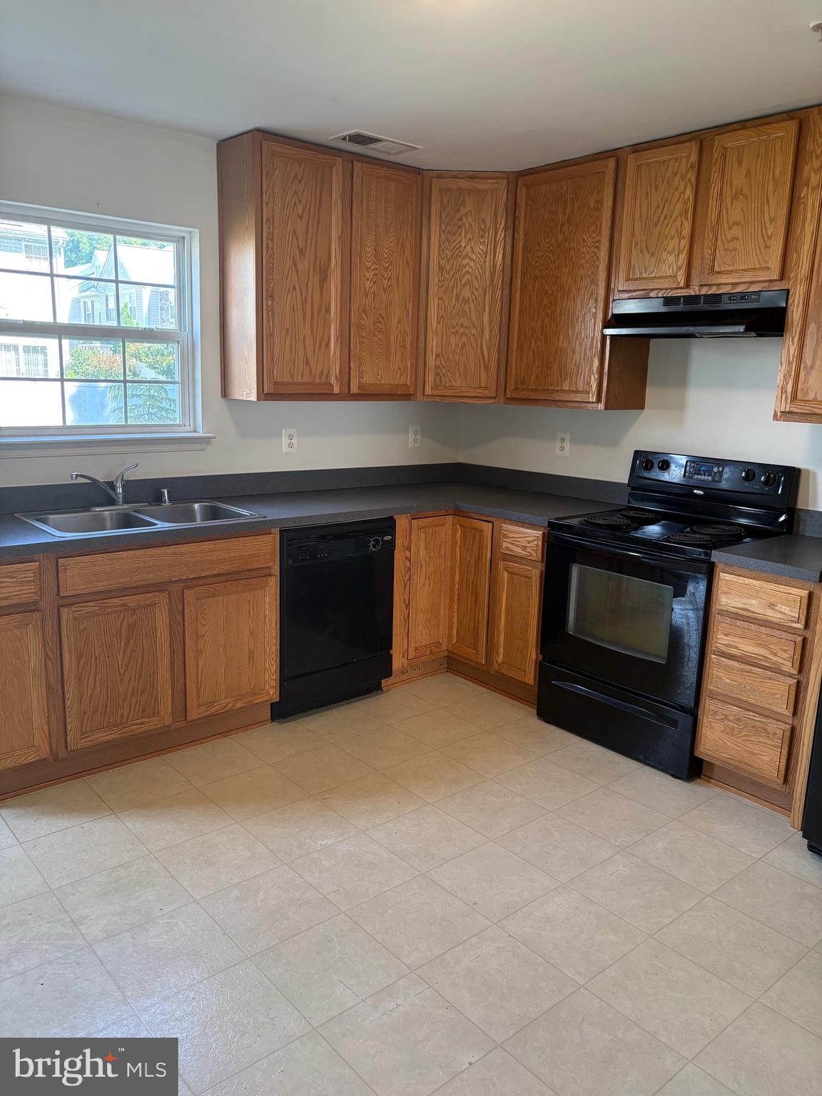 408 Ruddy Duck Court Cambridge, MD 21613 - Photo 13 of 16 Kitchen