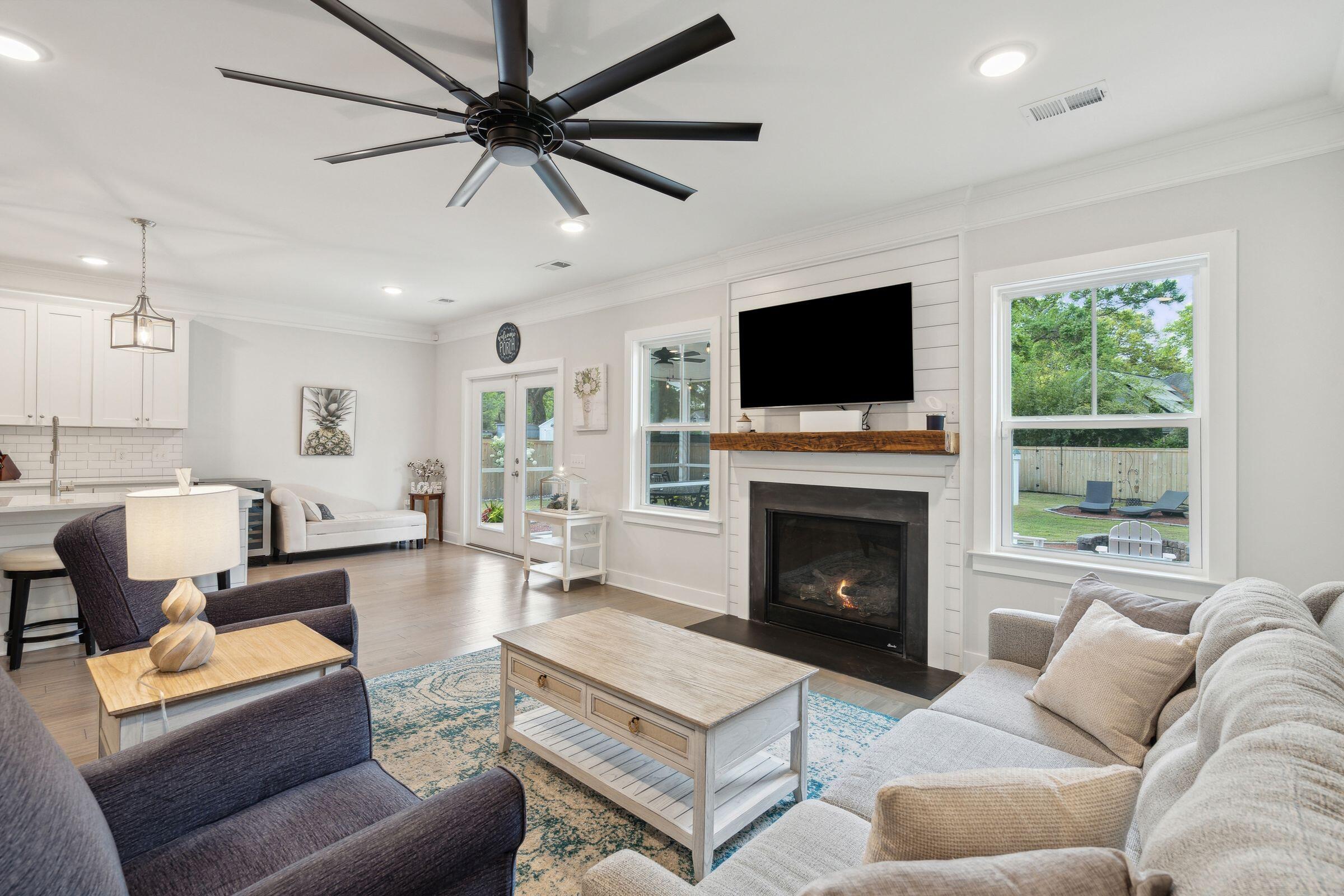 217 7th Avenue Mount Pleasant, SC 29464 - Photo 5 of 30 217 7th Ave - Mount Pleasant