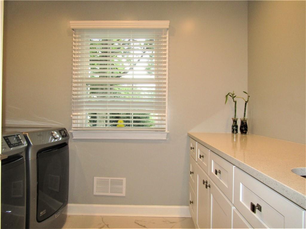 7317 Avalon Trail Road Indianapolis, IN 46250 - Photo 26 of 47 Gallery Image 26