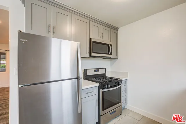 $1,795 | 4309 West Adams Boulevard, Unit 11, Los Angeles, CA 90018