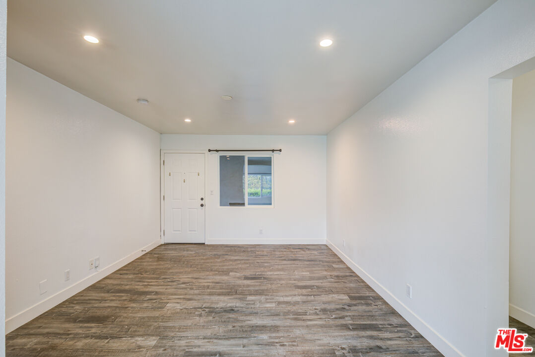 4309 West Adams Boulevard, Unit 11 Los Angeles, CA 90018 - Photo 15 of 27