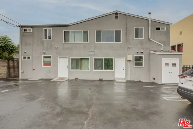 $1,795 | 4309 West Adams Boulevard, Unit 11, Los Angeles, CA 90018