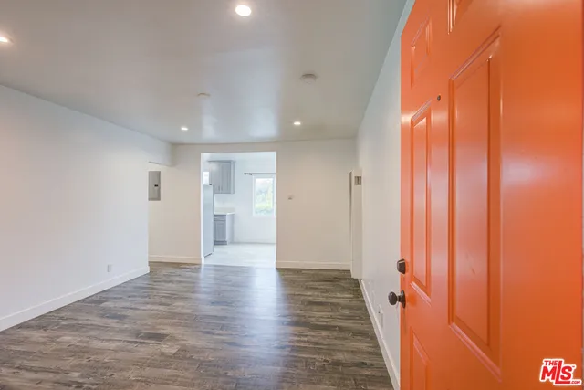 $1,795 | 4309 West Adams Boulevard, Unit 11, Los Angeles, CA 90018