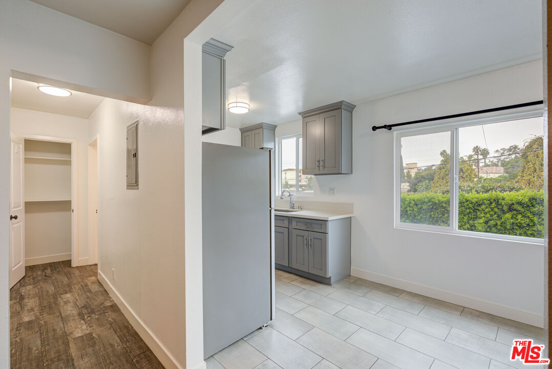 4309 West Adams Boulevard, Unit 11 Los Angeles, CA 90018 - Photo 6 of 27