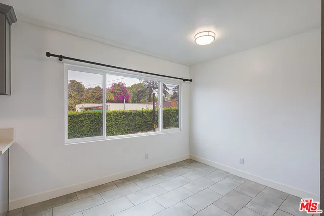 $1,795 | 4309 West Adams Boulevard, Unit 11, Los Angeles, CA 90018