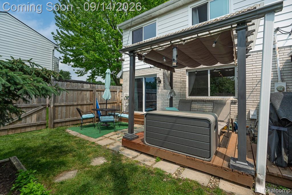 104 Manor Way Rochester, MI 48309 - Photo 41 of 53 Additional content