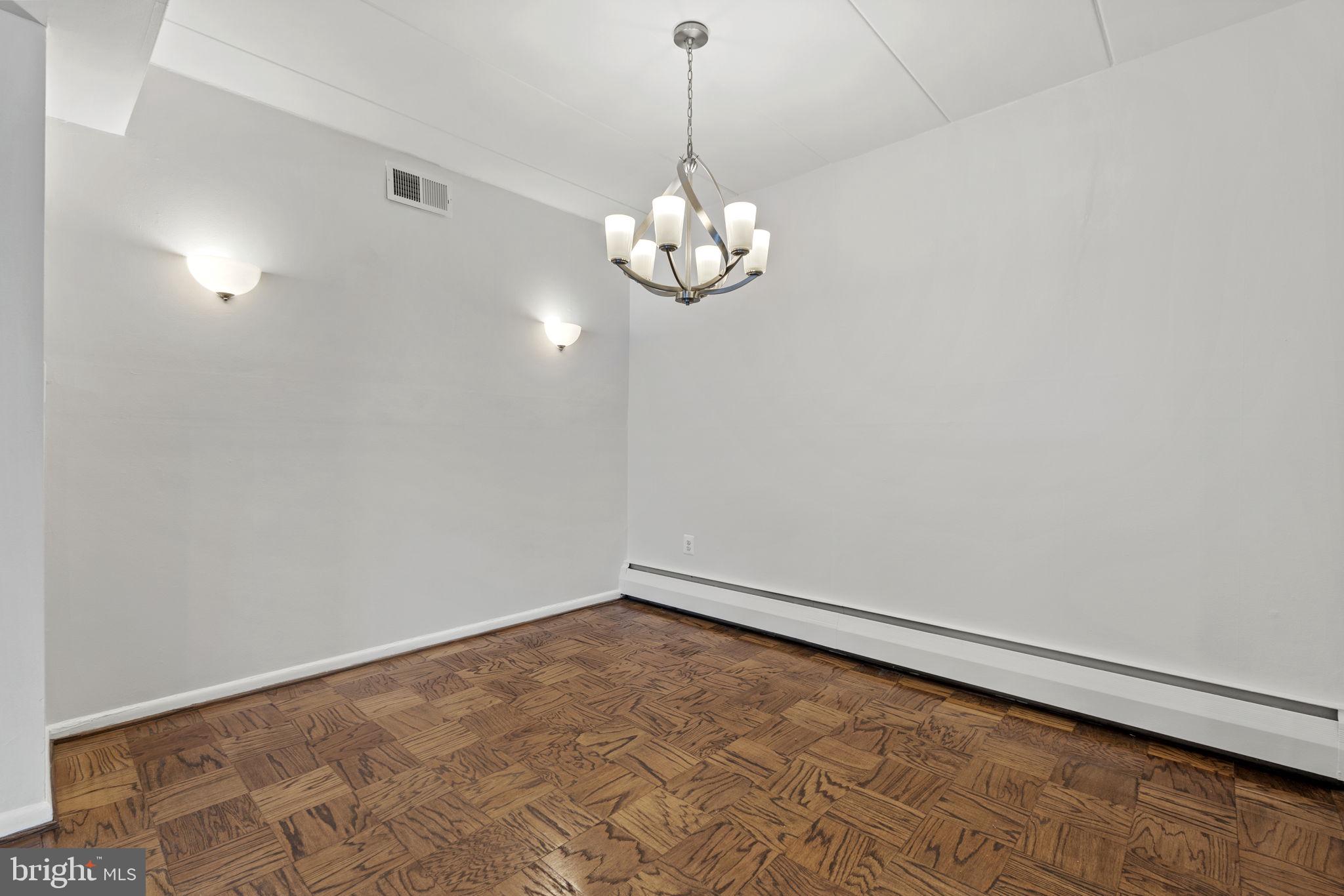 6301 North Charles Street, Unit 101 Baltimore, MD 21212 - Photo 6 of 20 Designated dining area