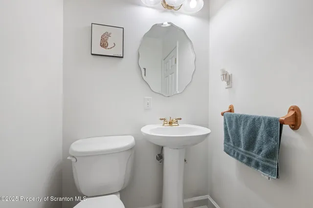 $319,900 | 505 Boyle Street, Dunmore, PA 18512