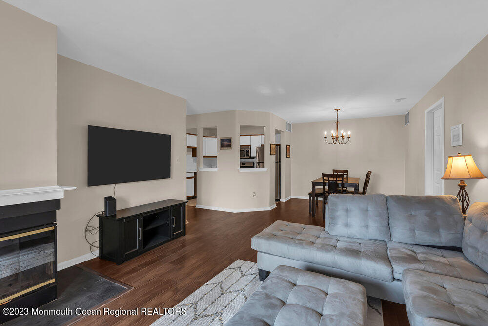 2206 Candlelight Court, Unit 2206 Helmetta, NJ 08828 - Photo 23 of 38 023_dsc07314