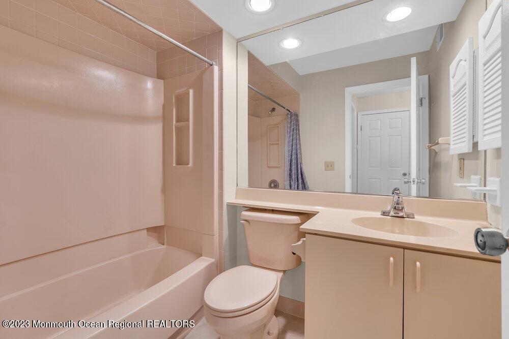 2206 Candlelight Court, Unit 2206 Helmetta, NJ 08828 - Photo 30 of 38 030_dsc07324