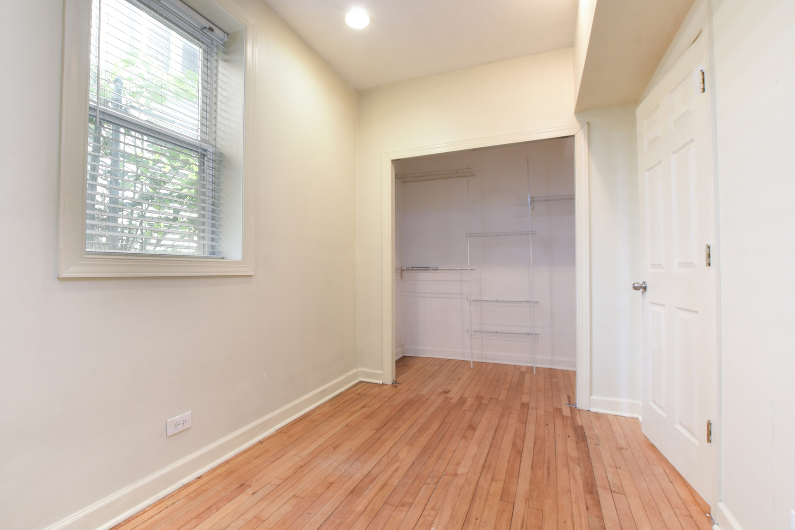 4925 North Winchester Avenue Chicago, IL 60640 - Photo 28 of 33