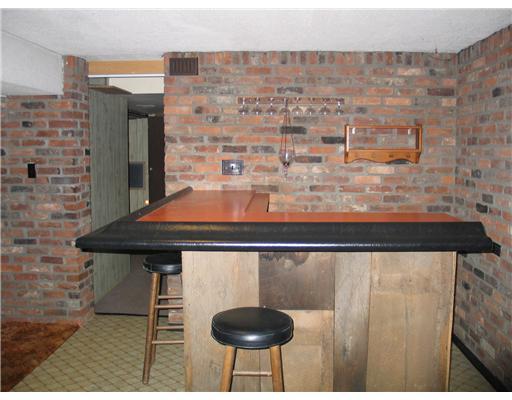 610 Thomas Road Eighty Four, PA 15330 - Photo 13 of 18 Den/Family/Great Room.