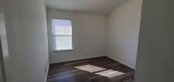 $2,600 | 502 Darlene Trail, Euless, TX 76039