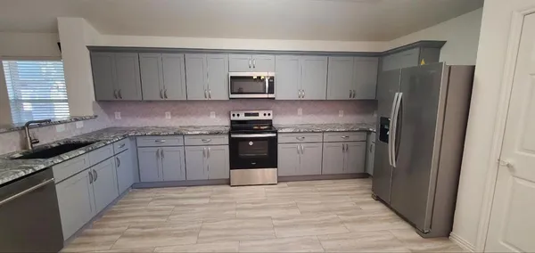 $2,600 | 502 Darlene Trail, Euless, TX 76039