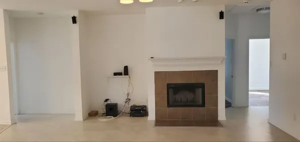 $2,600 | 502 Darlene Trail, Euless, TX 76039