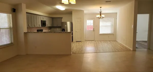 $2,600 | 502 Darlene Trail, Euless, TX 76039