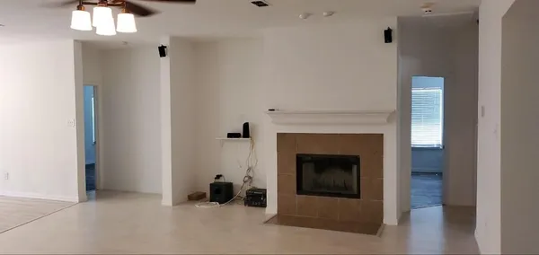 $2,600 | 502 Darlene Trail, Euless, TX 76039