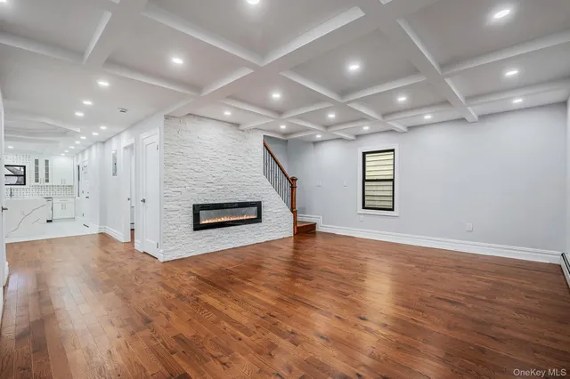 $999,999 | 89 Hunnewell Avenue, Elmont, NY 11003