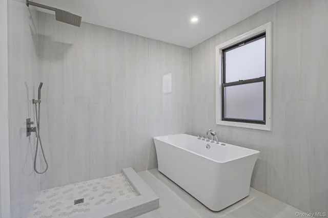 $999,999 | 89 Hunnewell Avenue, Elmont, NY 11003