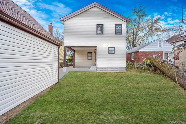 $999,999 | 89 Hunnewell Avenue, Elmont, NY 11003