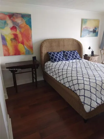 $445,000 | 911 Ponce De Leon Boulevard, Unit 904, Coral Gables, FL 33134