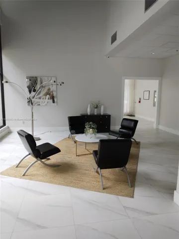 $445,000 | 911 Ponce De Leon Boulevard, Unit 904, Coral Gables, FL 33134