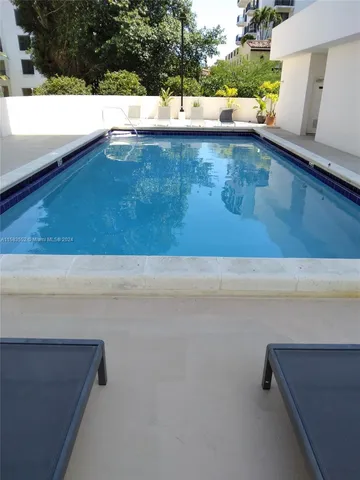 $445,000 | 911 Ponce De Leon Boulevard, Unit 904, Coral Gables, FL 33134