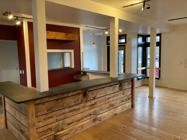 $194,900 | 33 Ferry Street, Schuylerville, NY 12871