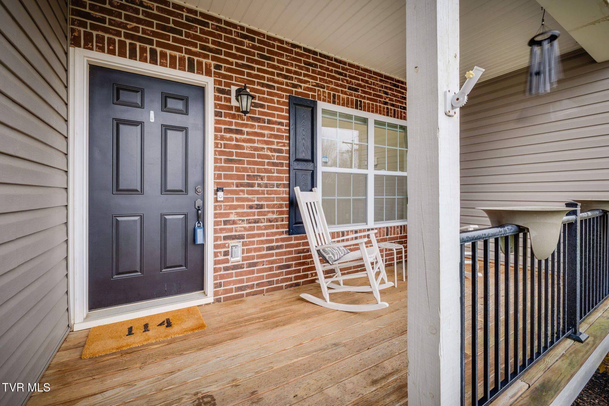 114 Walkers Bend Road Gray, TN 37615 - Photo 3 of 36 004