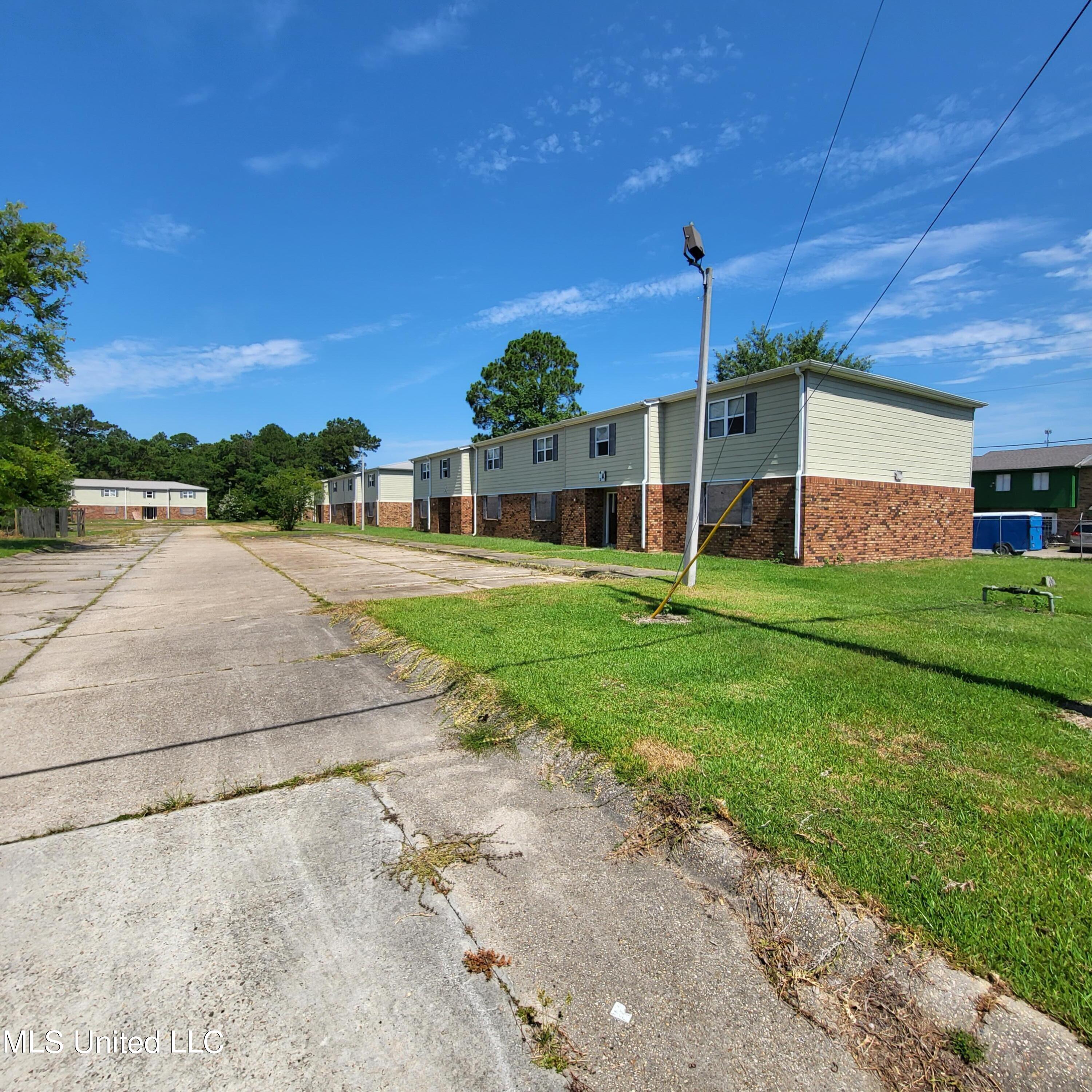 11337 Gould Road Gulfport, MS 39503 - Photo 3 of 5 20220628_105143