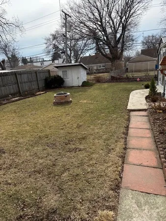 $375,000 | 129 Victoria Drive, Northlake, IL 60164