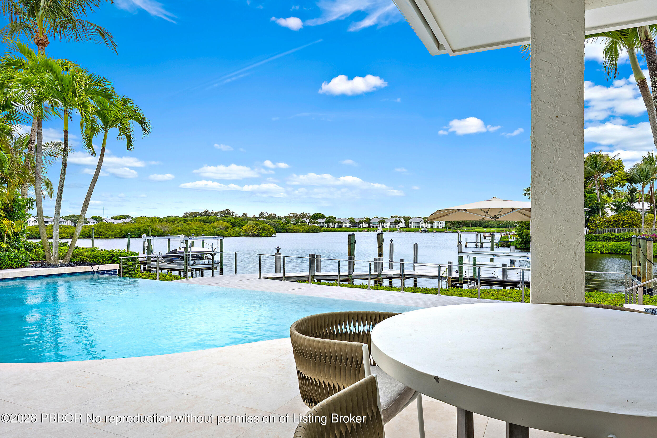 121 Commodore Drive Jupiter, FL 33477 - Photo 28 of 55 Patio / Pool
