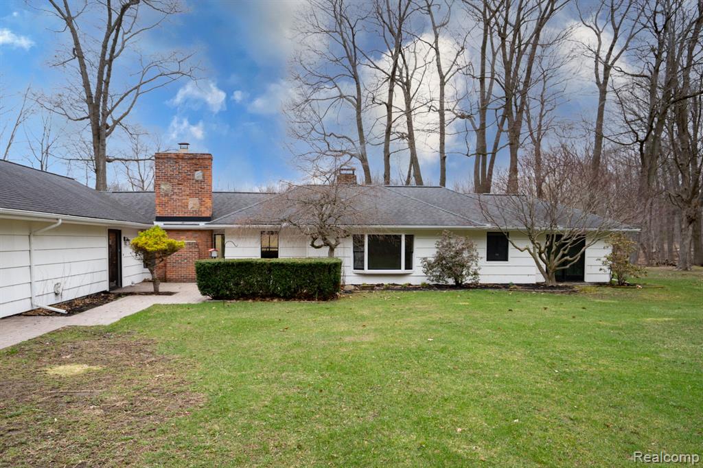 1530 South Baldwin Road Lake Orion, MI 48360 - Photo 2 of 37