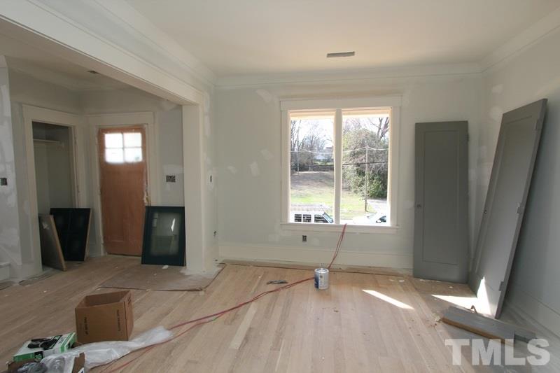 707 South State Street Raleigh, NC 27601 - Photo 9 of 23 a view of an empty room with a window