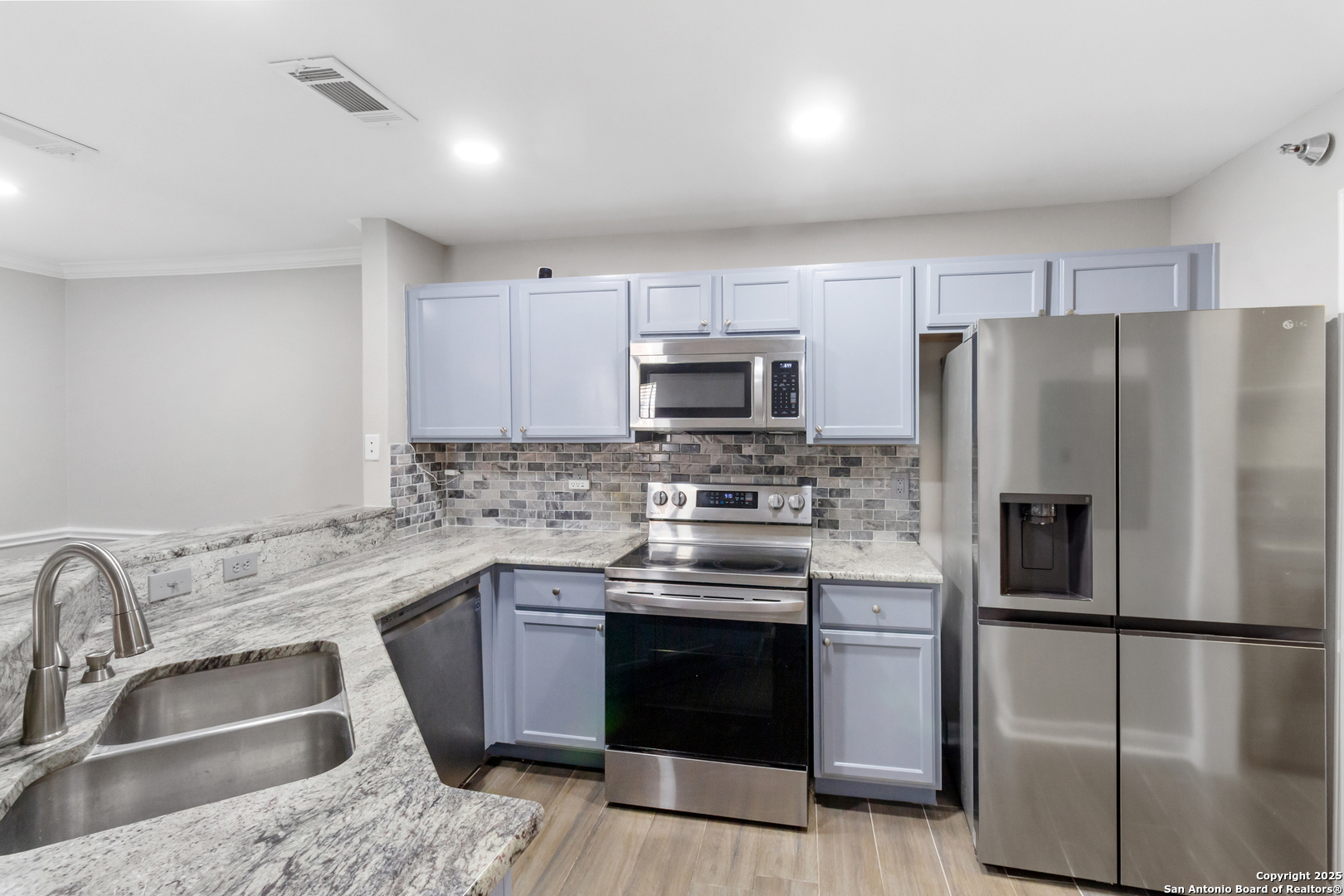 7323 Snowden Road, Unit 1305 San Antonio, TX 78240 - Photo 8 of 18
