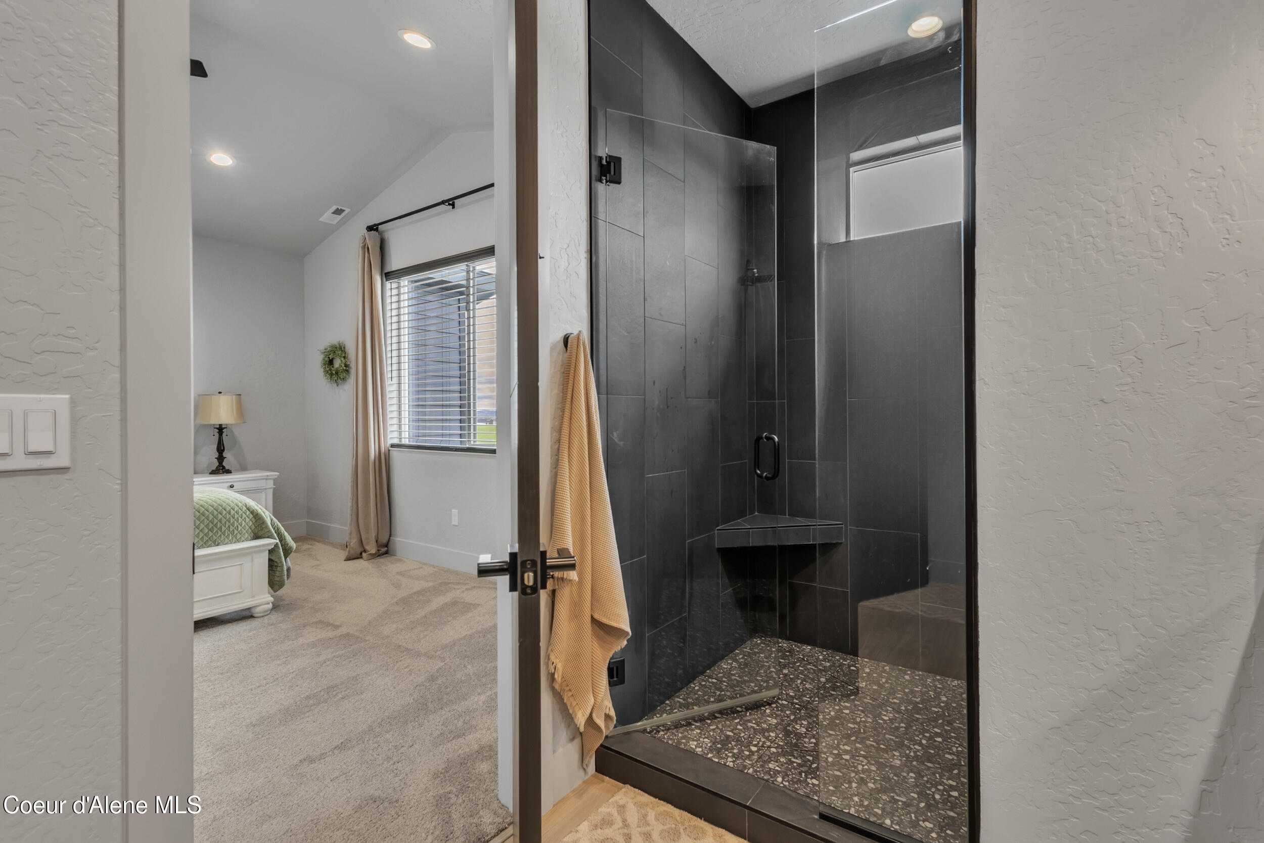 12928 North Krauss Circle Rathdrum, ID 83858 - Photo 32 of 49 32. Primary Bath
