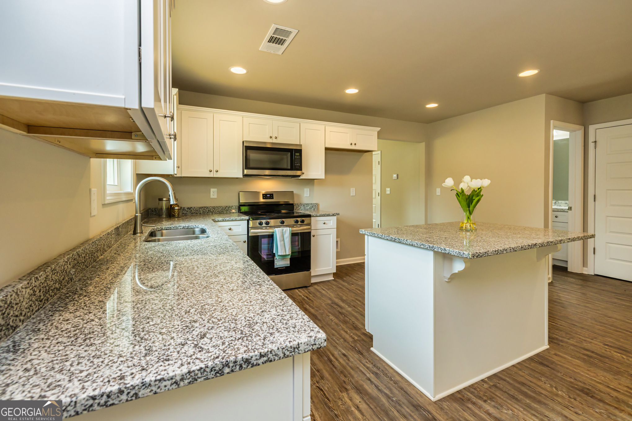 1669 Graystone Drive Hampton, GA 30228 - Photo 23 of 42