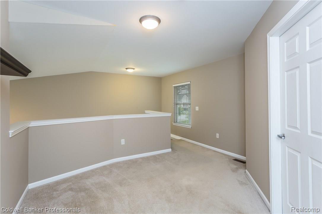 41863 Mitchell Road, Unit 17 Novi, MI 48377 - Photo 13 of 39 016-Loft-4655127-large.jpg