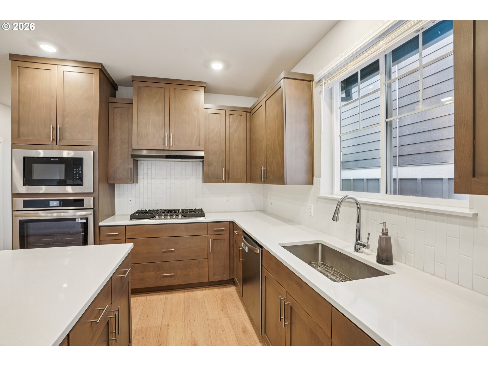 12095 Southwest Songlark Terrace Beaverton, OR 97007 - Photo 9 of 28