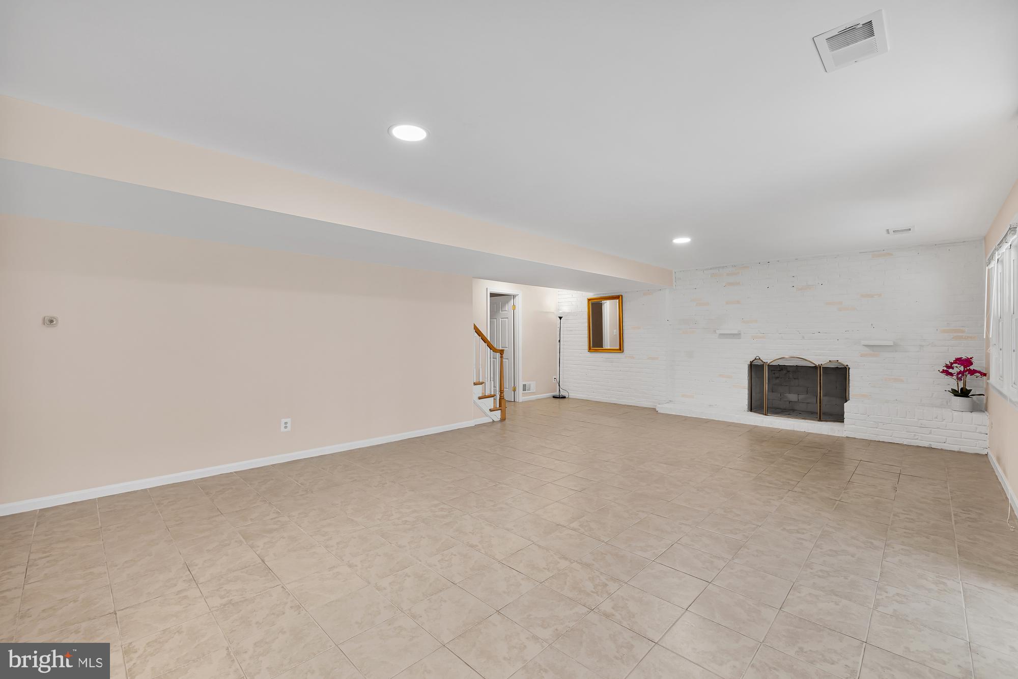 4206 Sleepy Hollow Road Annandale, VA 22003 - Photo 32 of 49