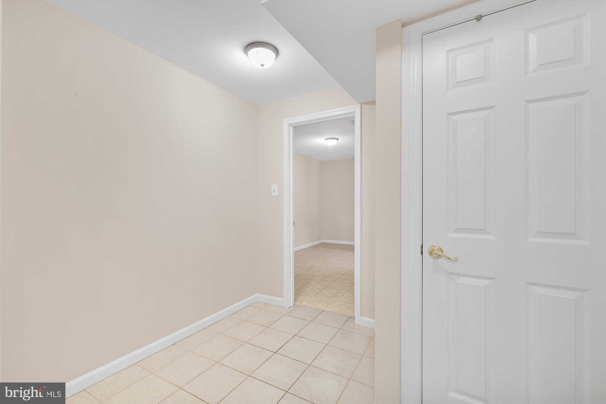 4206 Sleepy Hollow Road Annandale, VA 22003 - Photo 40 of 49