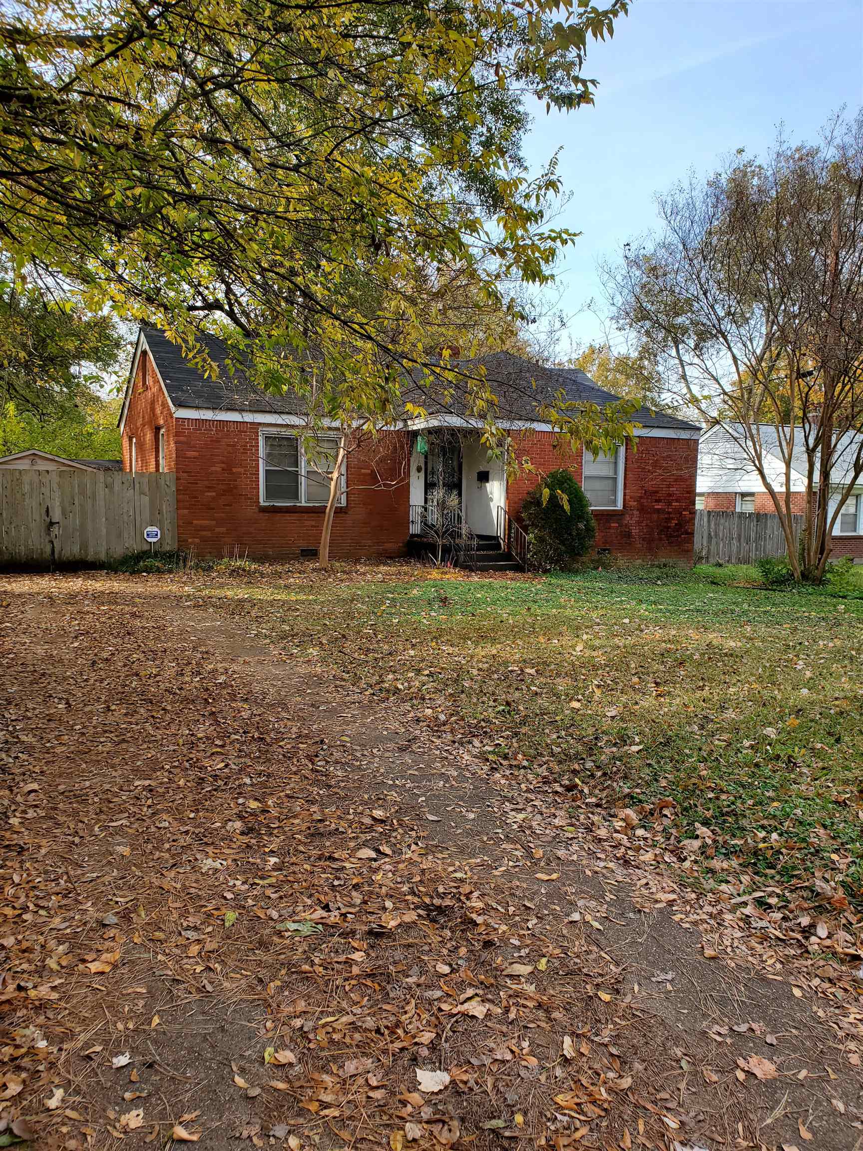 769 Avon Road Memphis, TN 38122 - Photo 2 of 4 Gallery Image 2