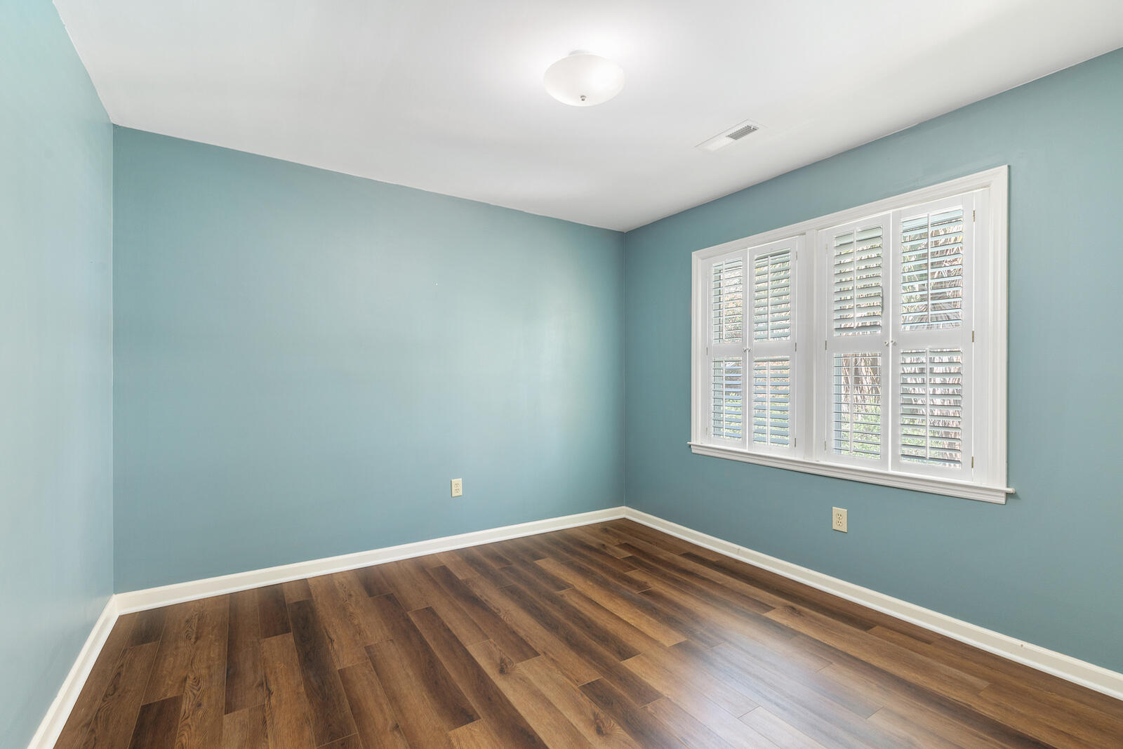 1945 Ashley Hall Road Charleston, SC 29407 - Photo 17 of 35 1945AshleyHall- KeenEyeMarketing0027