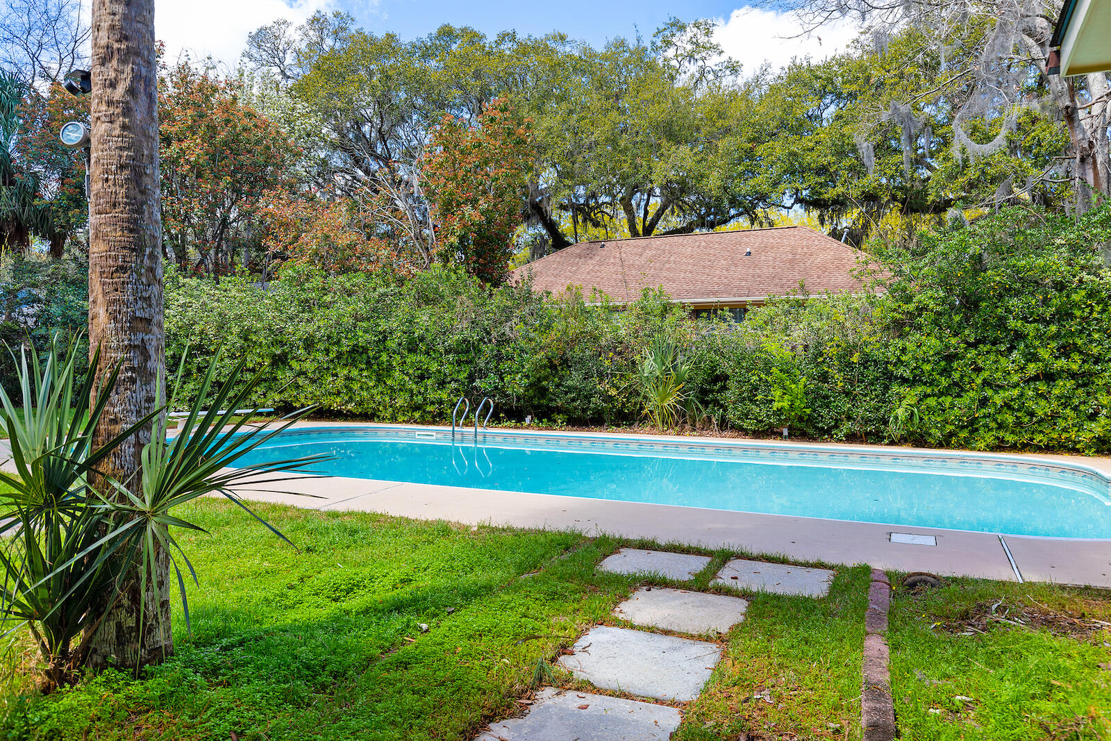 1945 Ashley Hall Road Charleston, SC 29407 - Photo 26 of 35 1945AshleyHall- KeenEyeMarketing0040