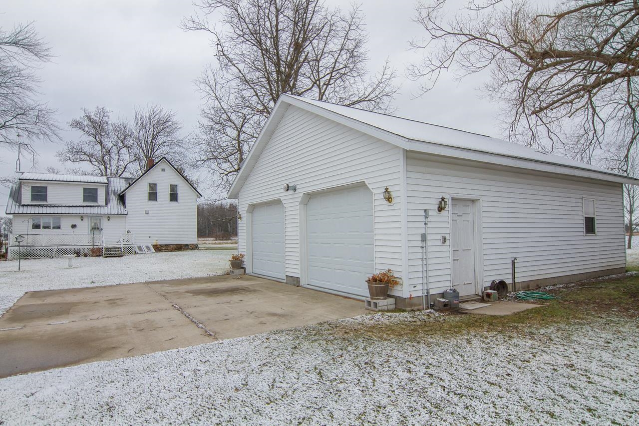 5125 West Baker Road Coleman, MI 48618 - Photo 6 of 38