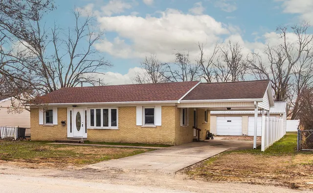 $150,000 | 1136 East Water Street, Mount Vernon, IN 47620