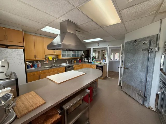 $2,500,000 | 4309 Young Street, Pasadena, TX 77504